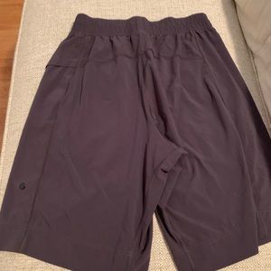 EUC: Gray Lululemon Shorts